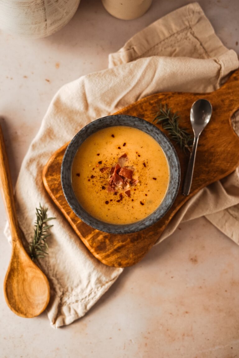 Autumn Spiced Butternut Squash Soup