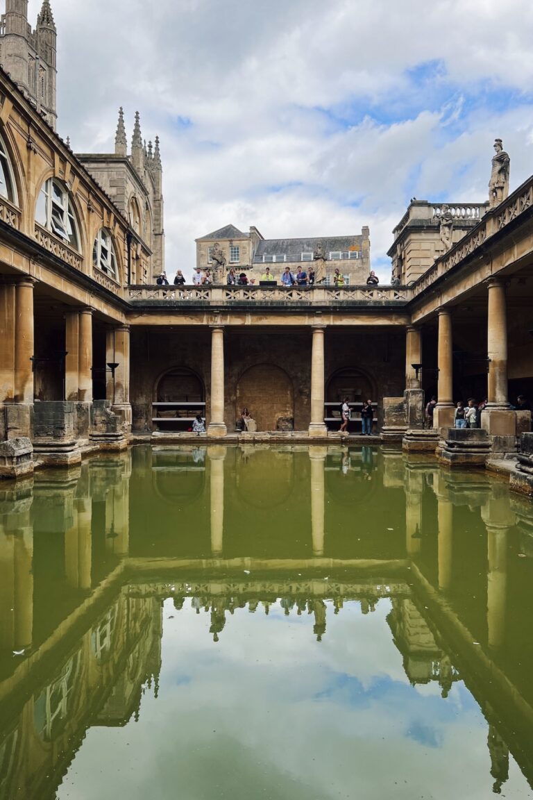 A Guided Bus Tour of Stonehenge and Bath, England